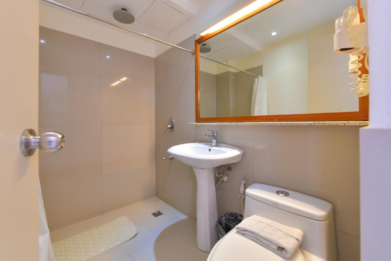 Signature Boracay South 3*